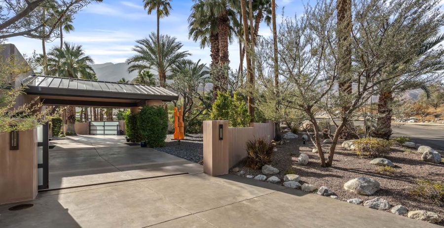 Palm Springs Confidential California Vacation Villa - Palm Springs