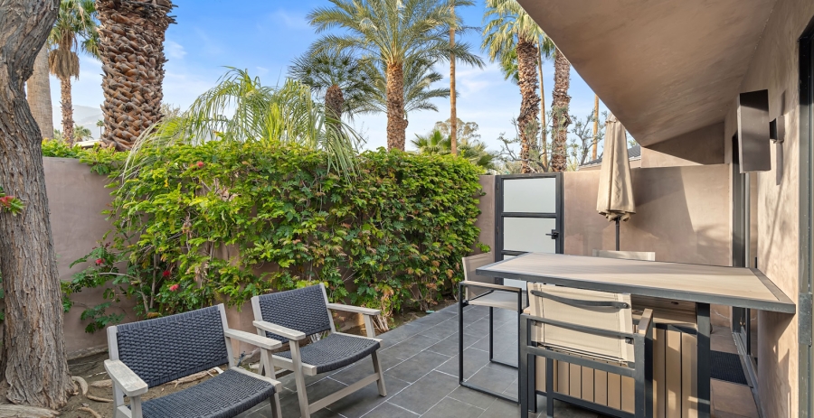 Palm Springs Confidential California Vacation Villa - Palm Springs
