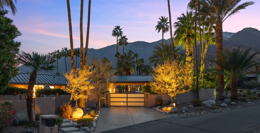 Palm Springs Confidential California Vacation Villa - Palm Springs