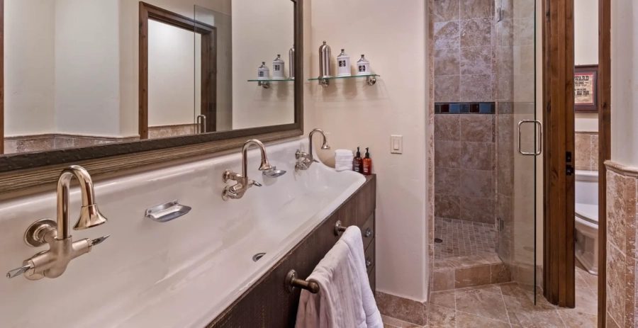 Pioneer Lodge Beaver Creek Vacation Villa - Colorado