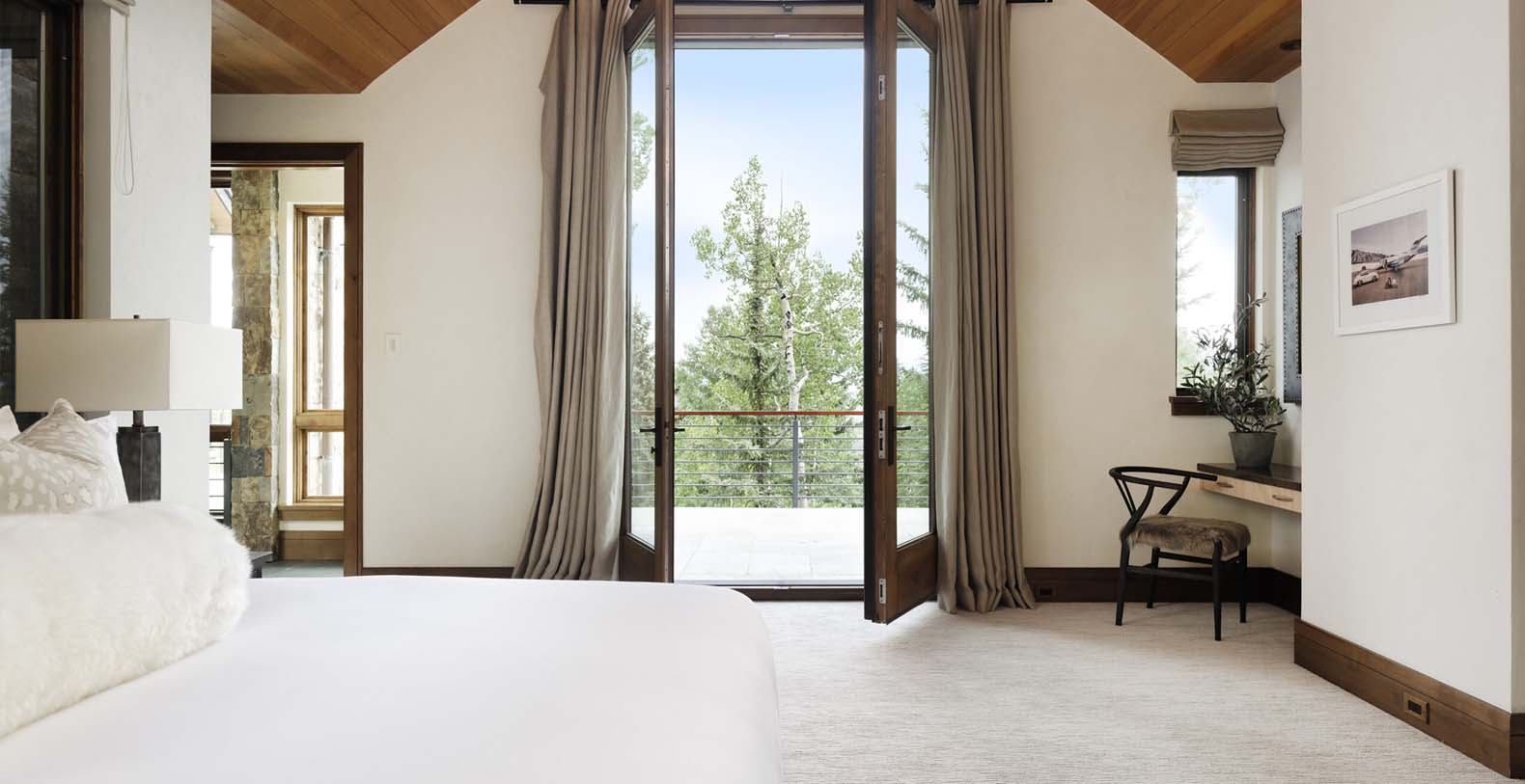 Forest Lane Contemporary Colorado Vacation Villa - Snowmass