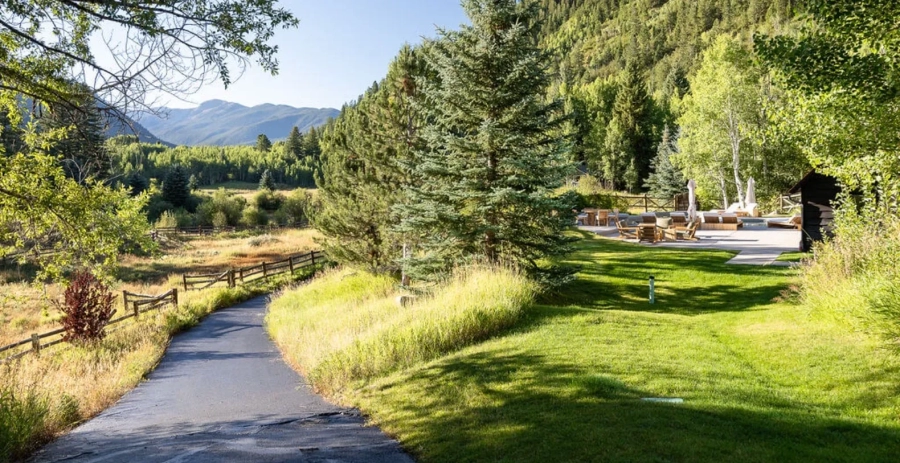 Riverbend House Aspen Vacation Villa - Colorado