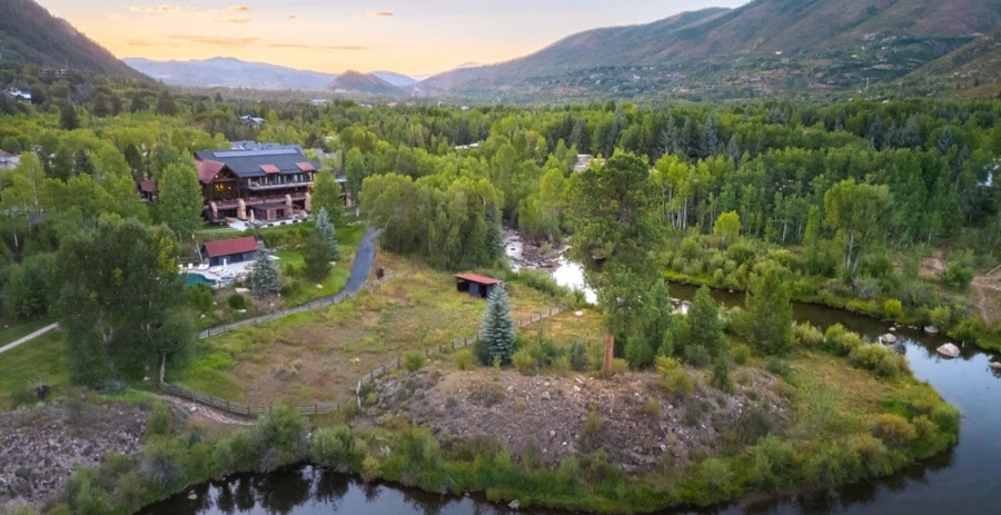 Riverbend House Aspen Vacation Villa - Colorado