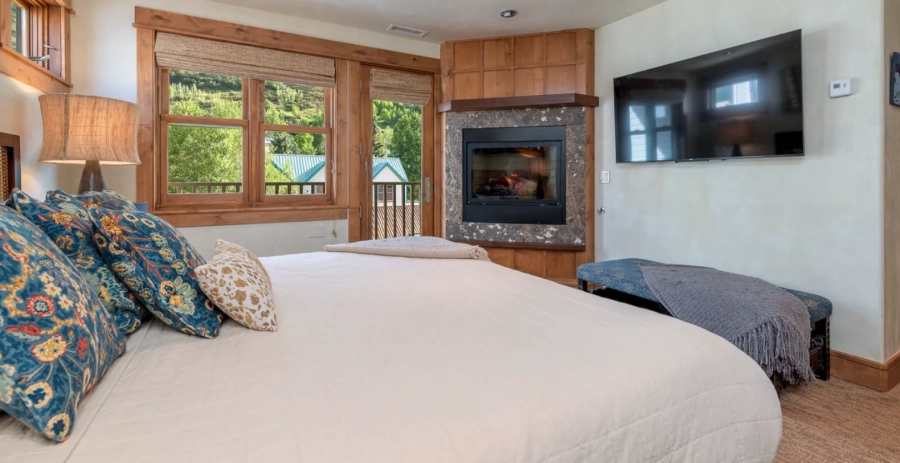 Main Stage Penthouse Telluride Vacation Villa - Colorado