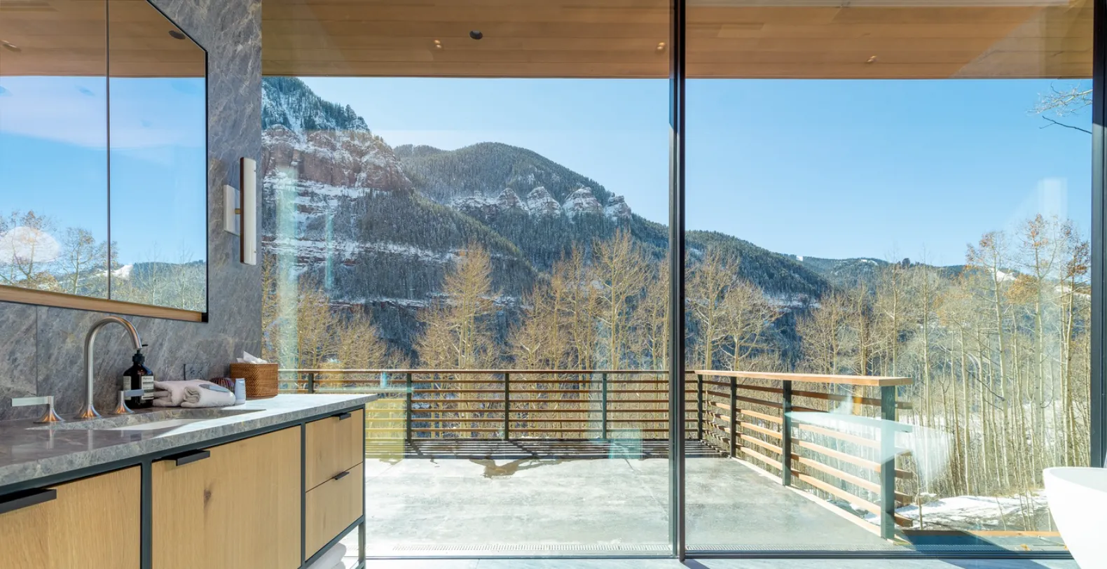 Seamless Edge Colorado Vacation Villa - Telluride