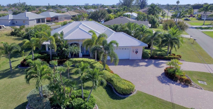 Casa Pearl Florida Vacation Villa - Cape Coral