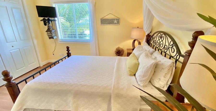 Casa Pearl Florida Vacation Villa - Cape Coral