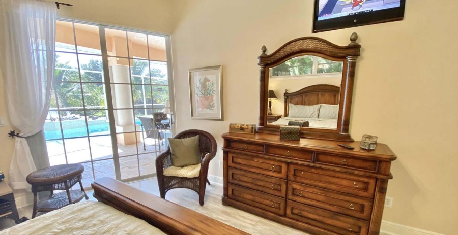 Casa Pearl Florida Vacation Villa - Cape Coral