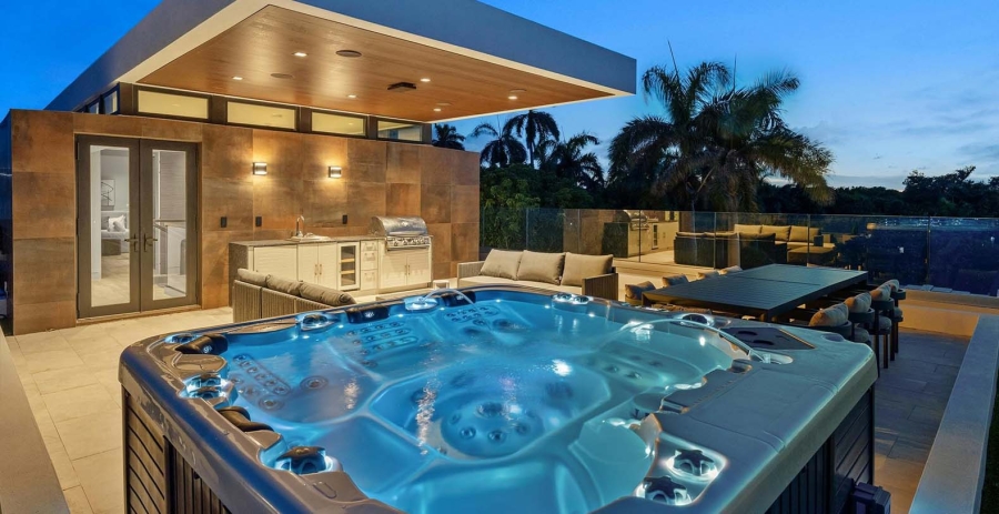 The Beach House FL Vacation Villa - Fort Lauderdale