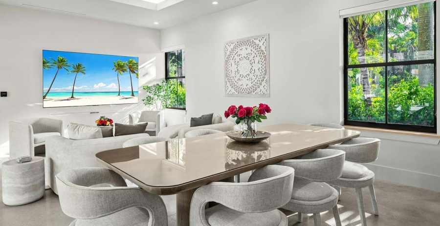 La Datcha Miami Vacation Villa - North Miami Beach