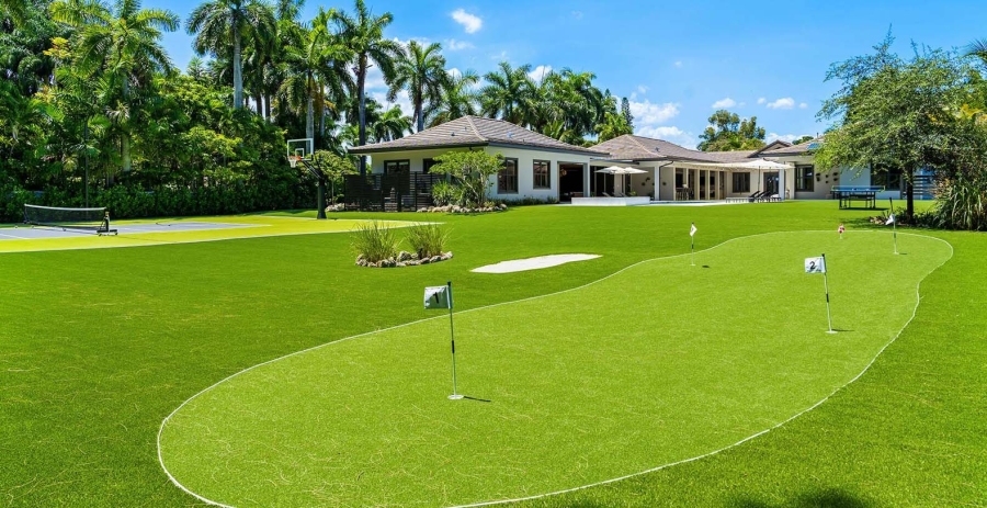 La Datcha Miami Vacation Villa - North Miami Beach