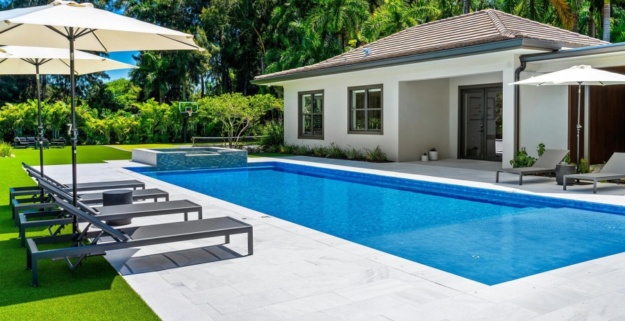 La Datcha Miami Vacation Villa - North Miami Beach