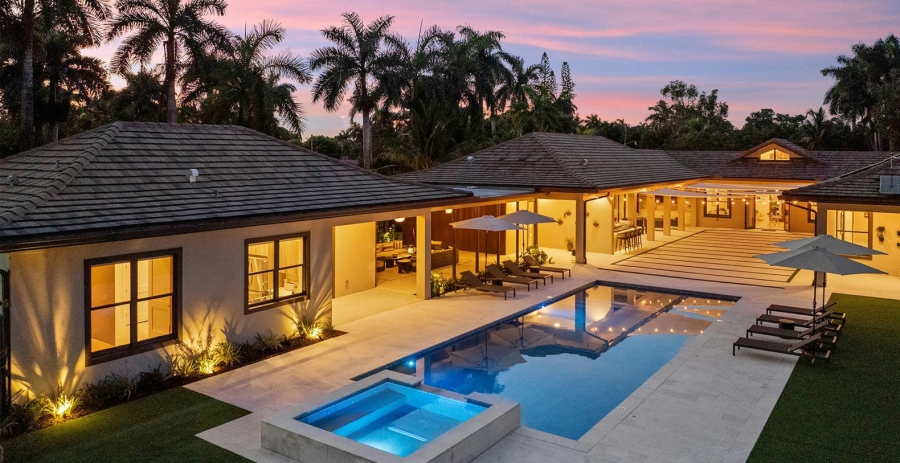 La Datcha Miami Vacation Villa - North Miami Beach