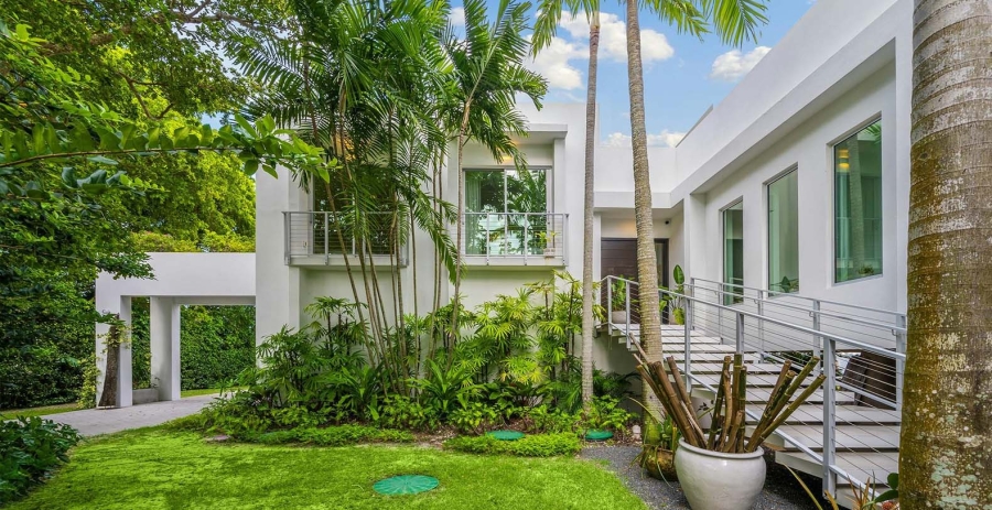 Midcentury Dream Florida Vacation Villa - Miami Shores