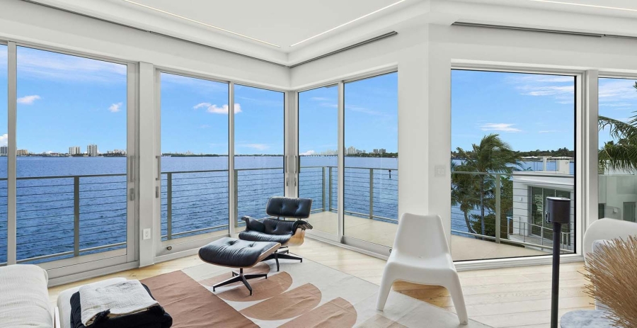 Midcentury Dream Florida Vacation Villa - Miami Shores