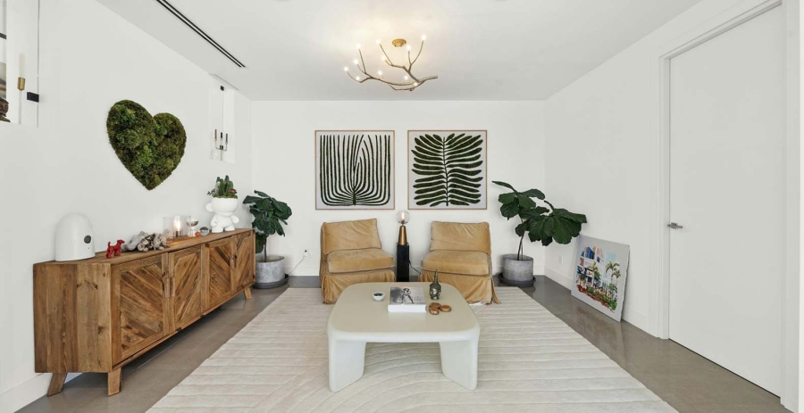 Midcentury Dream Florida Vacation Villa - Miami Shores