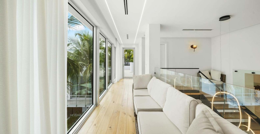 Midcentury Dream Florida Vacation Villa - Miami Shores