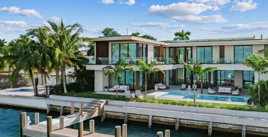Modern Dreams Miami Vacation Villa - Venetian Islands