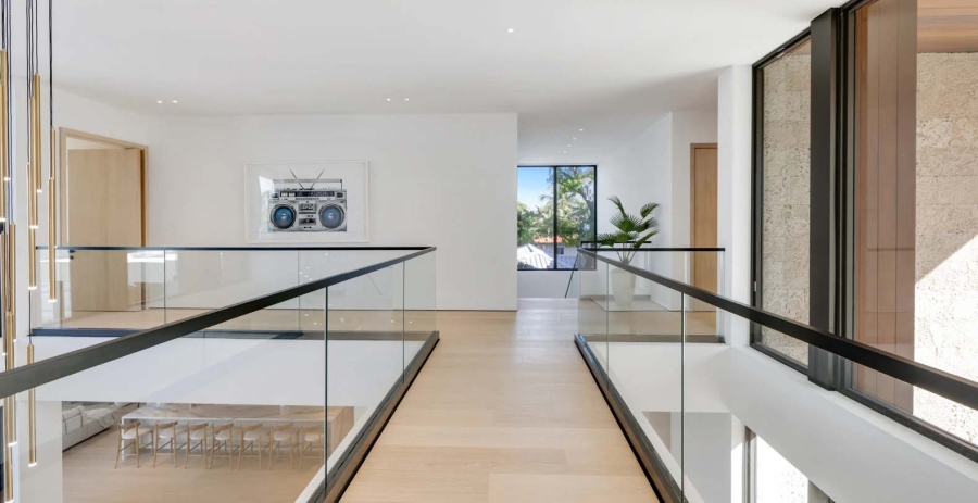 Modern Dreams Miami Vacation Villa - Venetian Islands