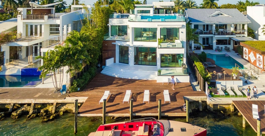 Sinfully Yours Miami Vacation Villa - Venetian Islands