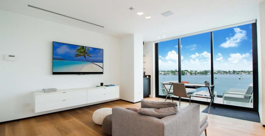 Sinfully Yours Miami Vacation Villa - Venetian Islands