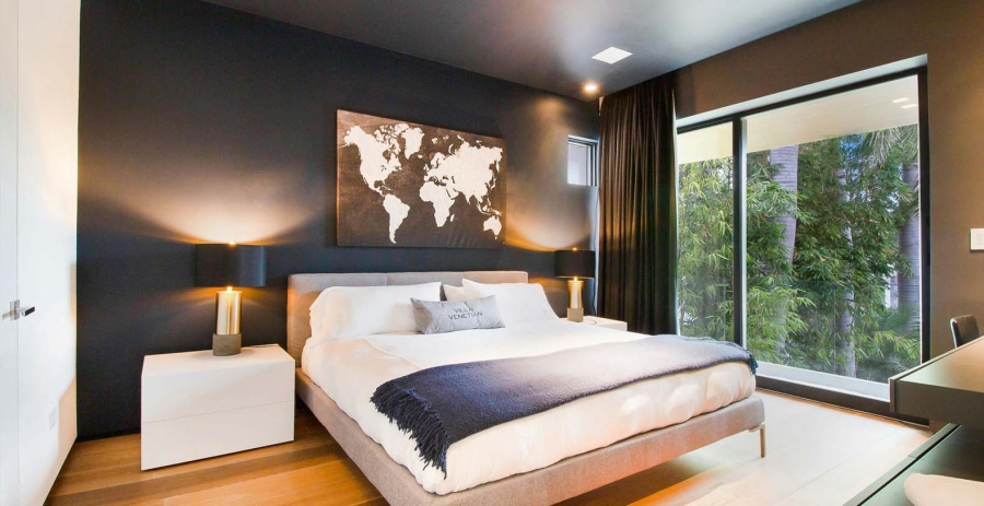Sinfully Yours Miami Vacation Villa - Venetian Islands