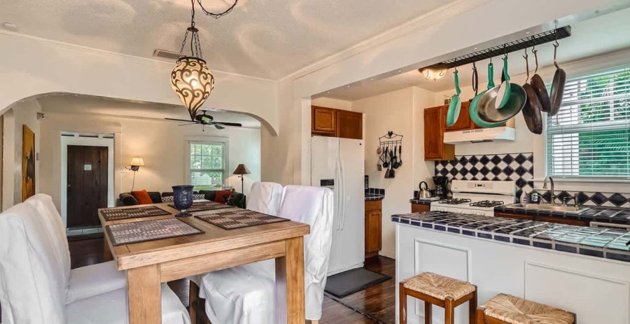 White Cottage FL Vacation Villa - West Palm Beach