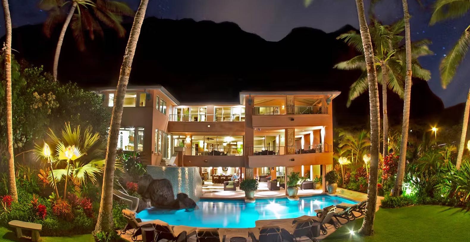 Royal Hawaiian Beachfront Estate Vacation Rentals