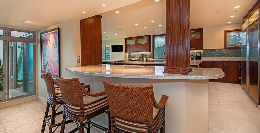 Royal Hawaiian Beachfront Estate Hawaii Vacation Villa - Oahu