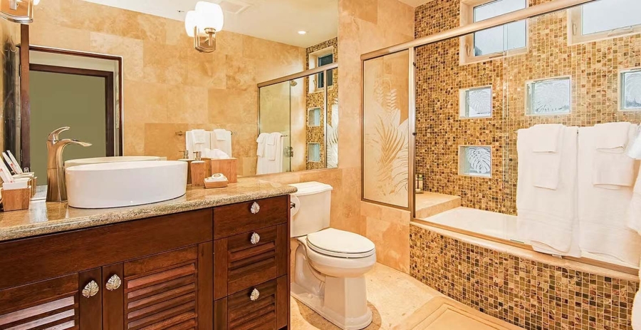 Royal Hawaiian Beachfront Estate Hawaii Vacation Villa - Oahu