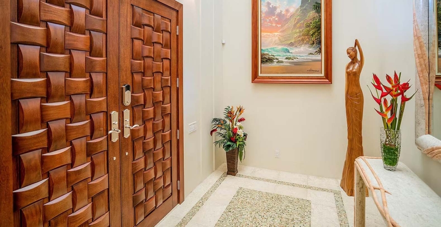 Royal Hawaiian Beachfront Estate Hawaii Vacation Villa - Oahu