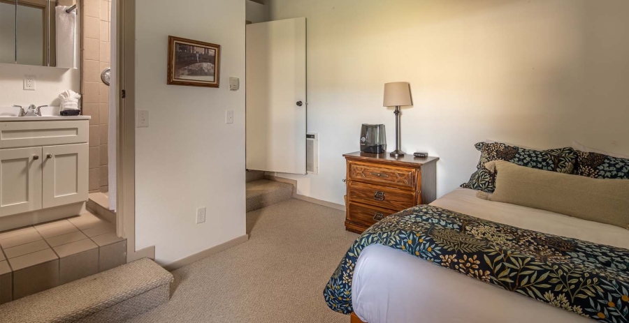 Glenn House MT Vacation Villa - Big Sky