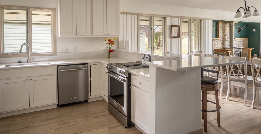 Glenn House MT Vacation Villa - Big Sky