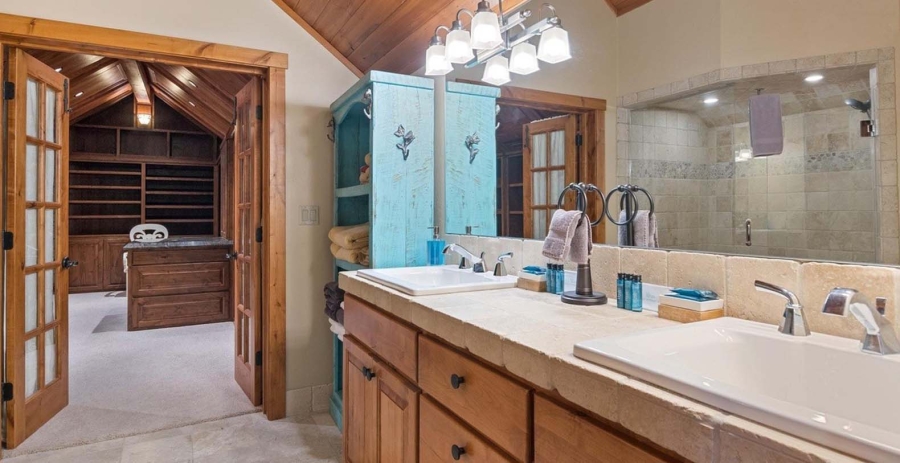 Lake View Escape Montana Vacation Villa - Whitefish