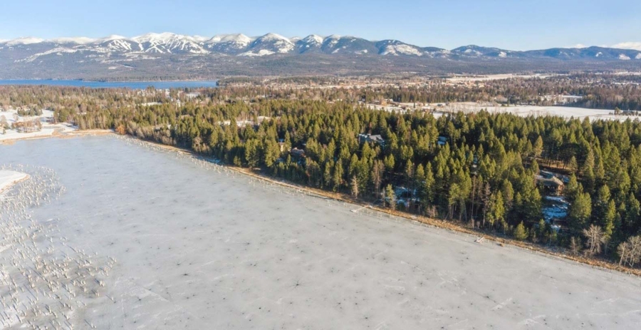 Lake View Escape Montana Vacation Villa - Whitefish