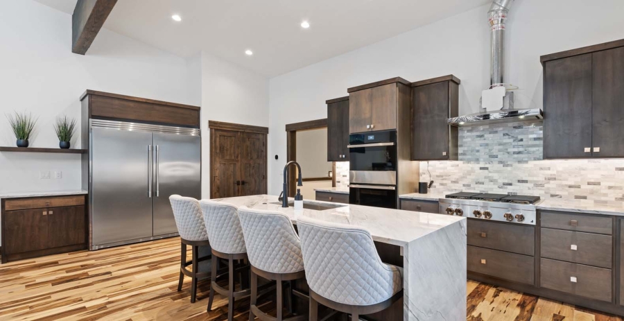 Latitude Adjustment Montana Vacation Villa - Whitefish