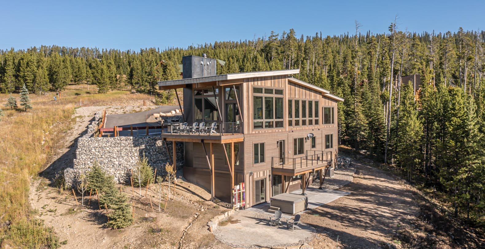 Powder Seeker Lodge Montana