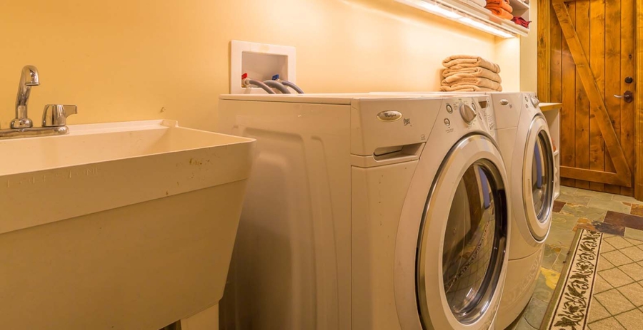 Spanish Peaks Settlement Cabin Montana Vacation Villa - Big Sky