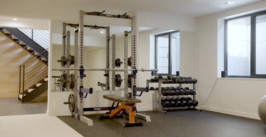 Hamptons Waterfront  Vacation Villa - New Yord