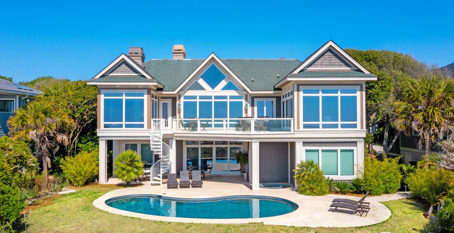 Victorian Oceanfront Dream Luxury Villa in Hilton Head 