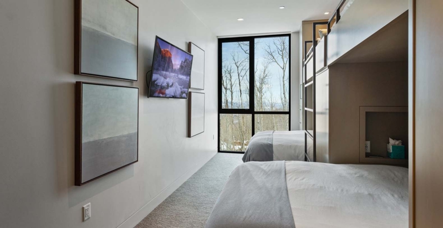 One Empire Pass 305 Utah Vacation Villa - Park City