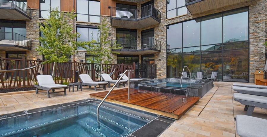 One Empire Pass 305 Utah Vacation Villa - Park City