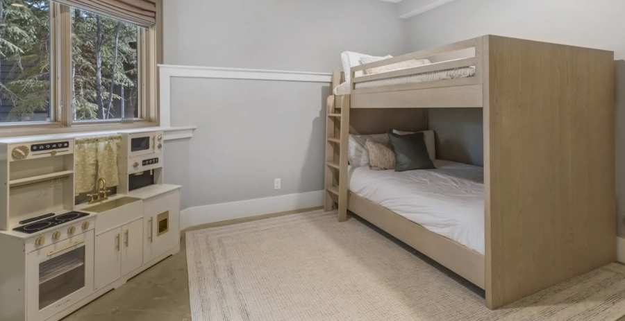 Red Pine Estate Vacation Villa - Utah