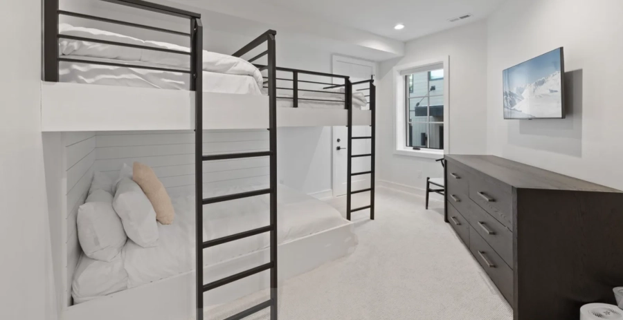 Snowbound at King's Crown Vacation Villa - Utah