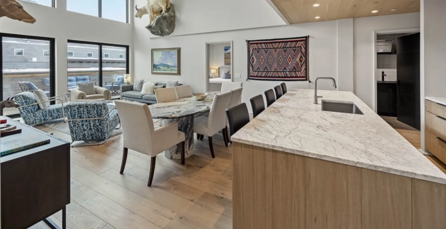 Arts District West Suite 301 Vacation Villa - Wyoming