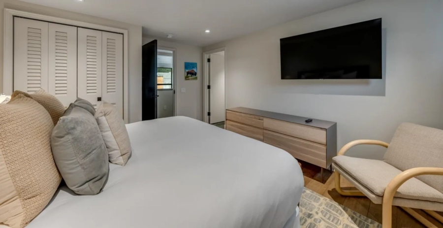 Arts District West Suite 302 Vacation Villa - Wyoming