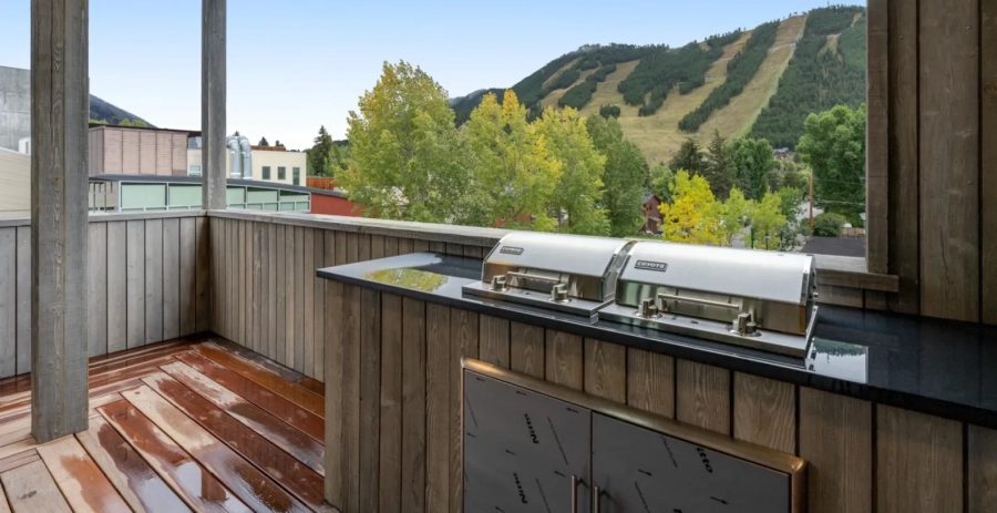 Arts District West Suite 302 Vacation Villa - Wyoming